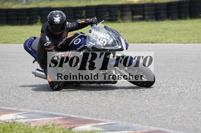 /Archiv-2024/29 12.06.2024 MOTO.CH Track Day ADR/Gruppe blau/55